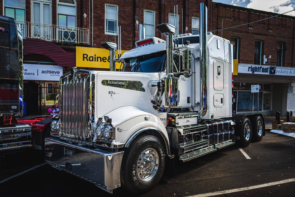 Casino-Truck-Show-2025---SIlverback-Armour-9